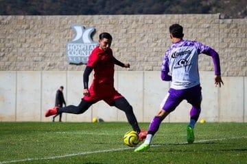 Equipo Mazatlan FC termina el año con derrota contra Atlas.
