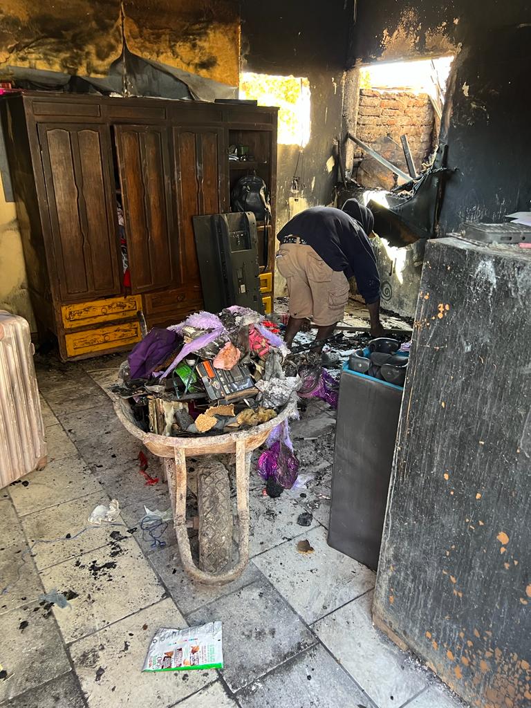 Casa tras incendio