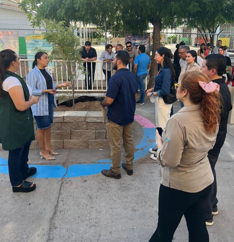 proyecto de peatonalización en el Jardín de Niños “Julia Pastrana”, ubicado en Alturas del Sur