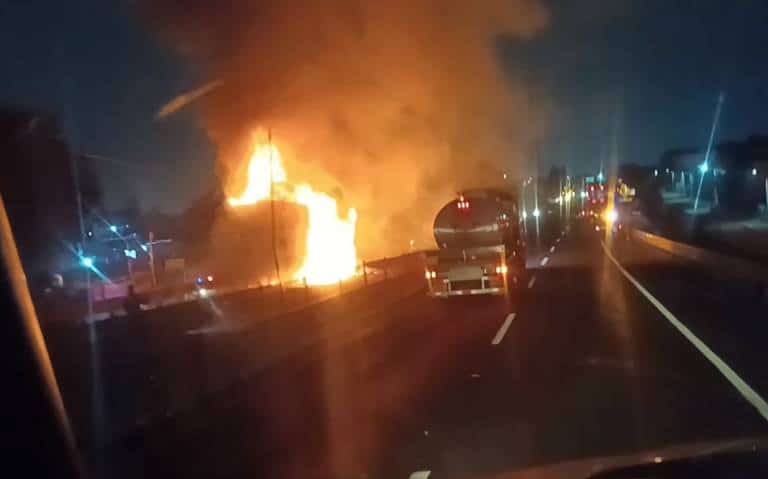 Accidente en el Circuito Exterior Mexiquense