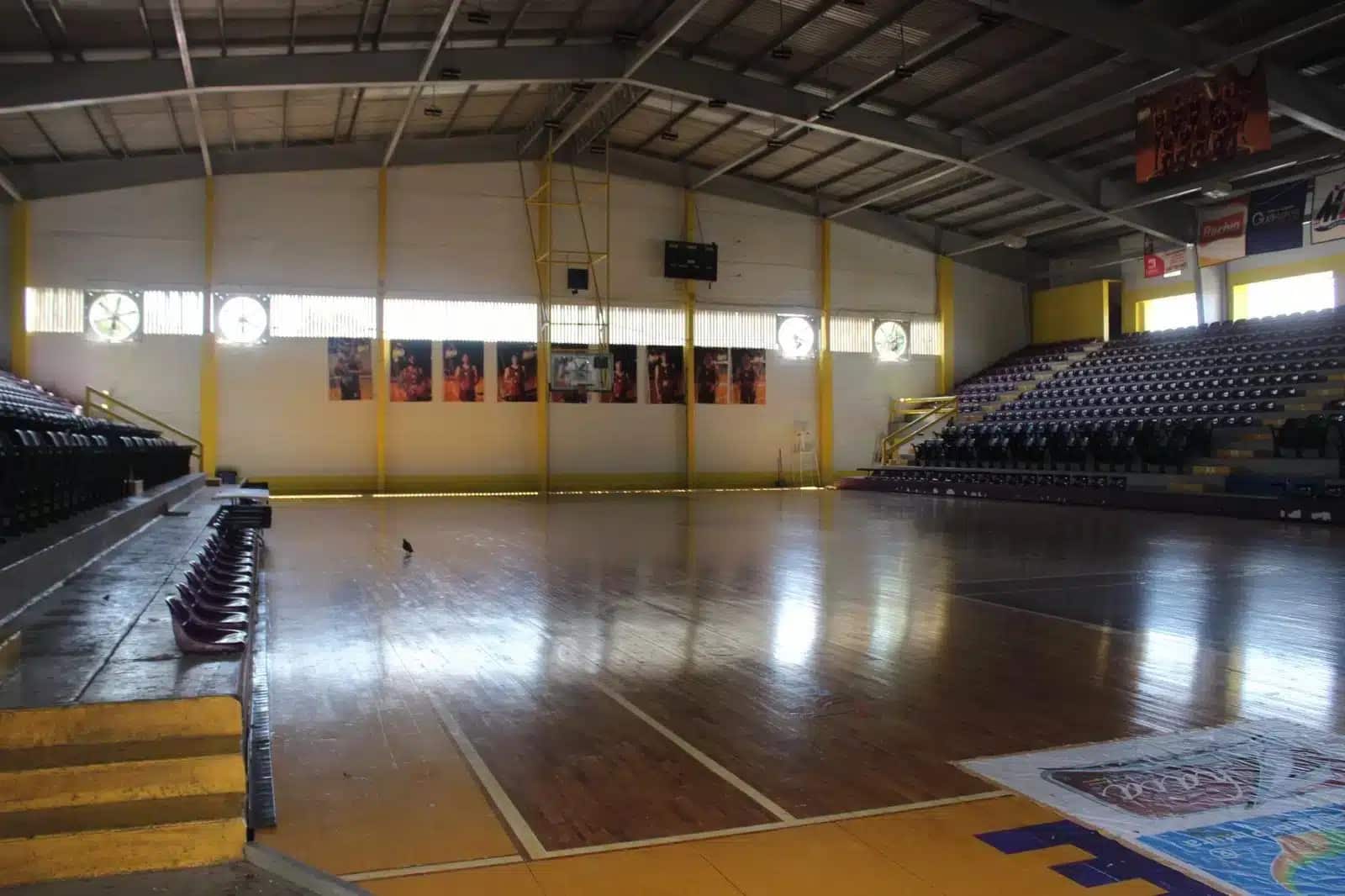 Gimnasio Estrada Medina en Guasave