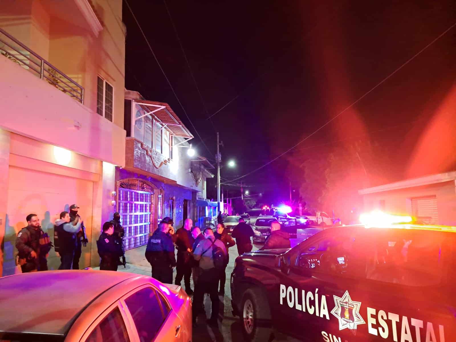 Policía Estatal en el lugar de los hechos
