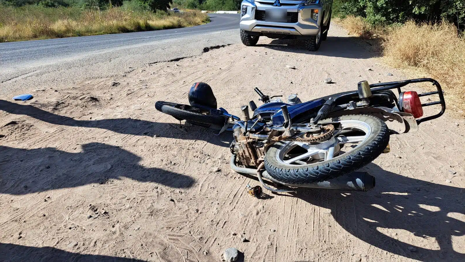 Motocicleta chocada en Angostura