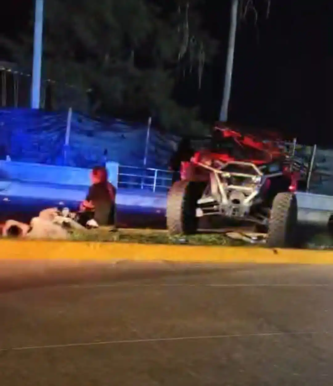 Raizer achatado de la parte de arriba por un accidente tipo voladura en Mazatlán