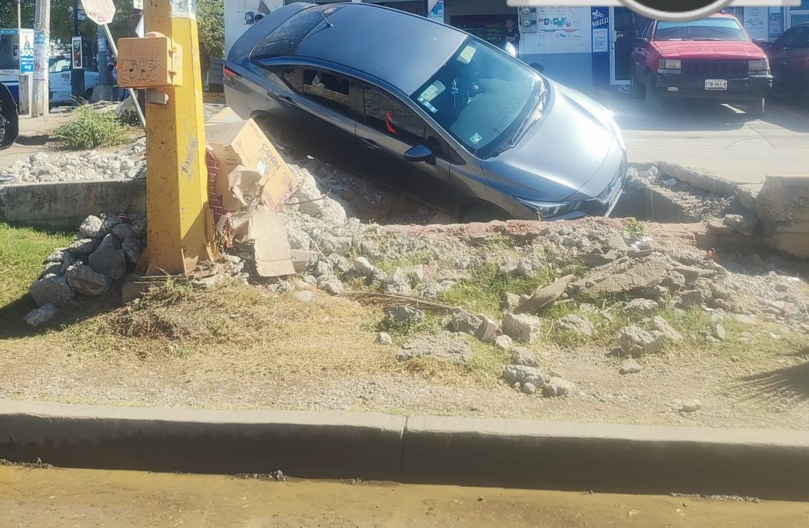 automóvil Nissan