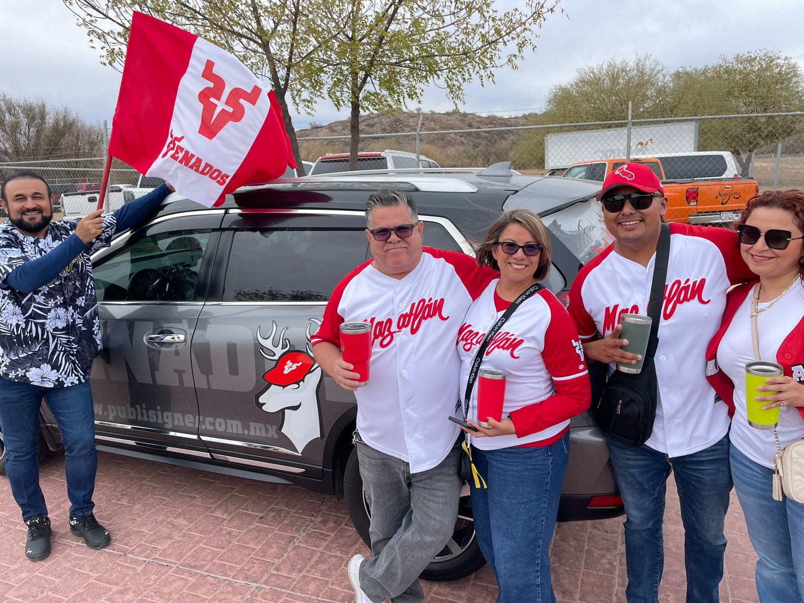 Llegan los primeros aficionados de Venados de Mazatlán al estadio Fernando Valenzuela
