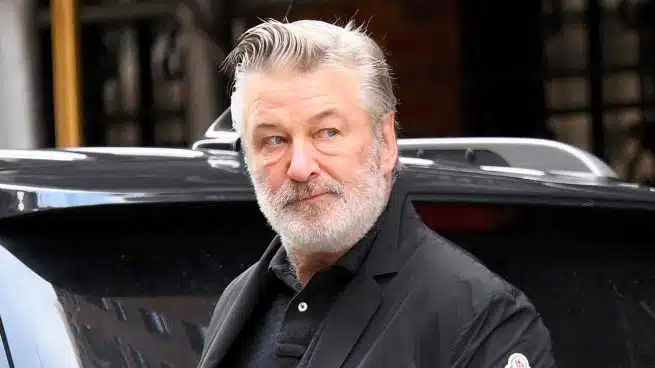 Alec Baldwin se declara no culpable de homicidio involuntario