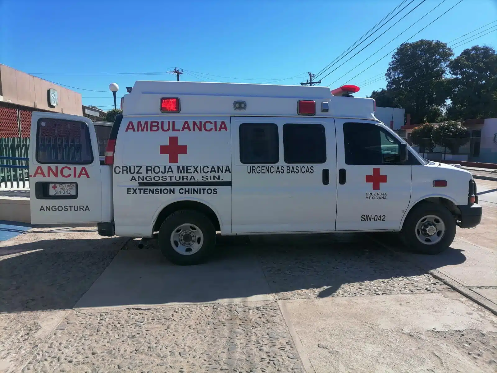 Ambulancia Cruz Roja Angostura