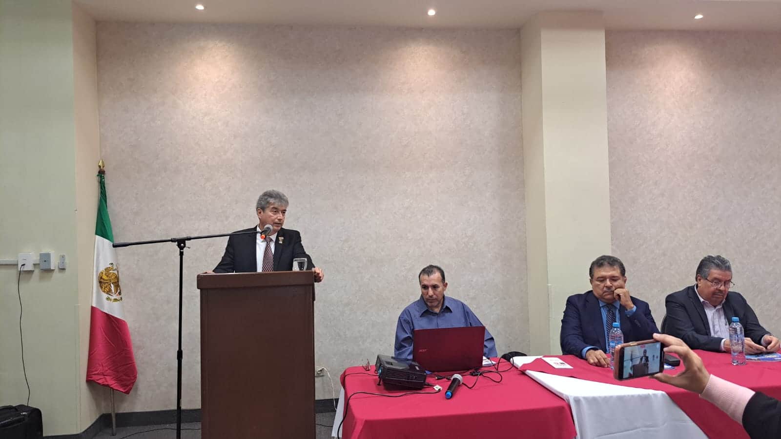 Carlos Antonio Carlón Acosta