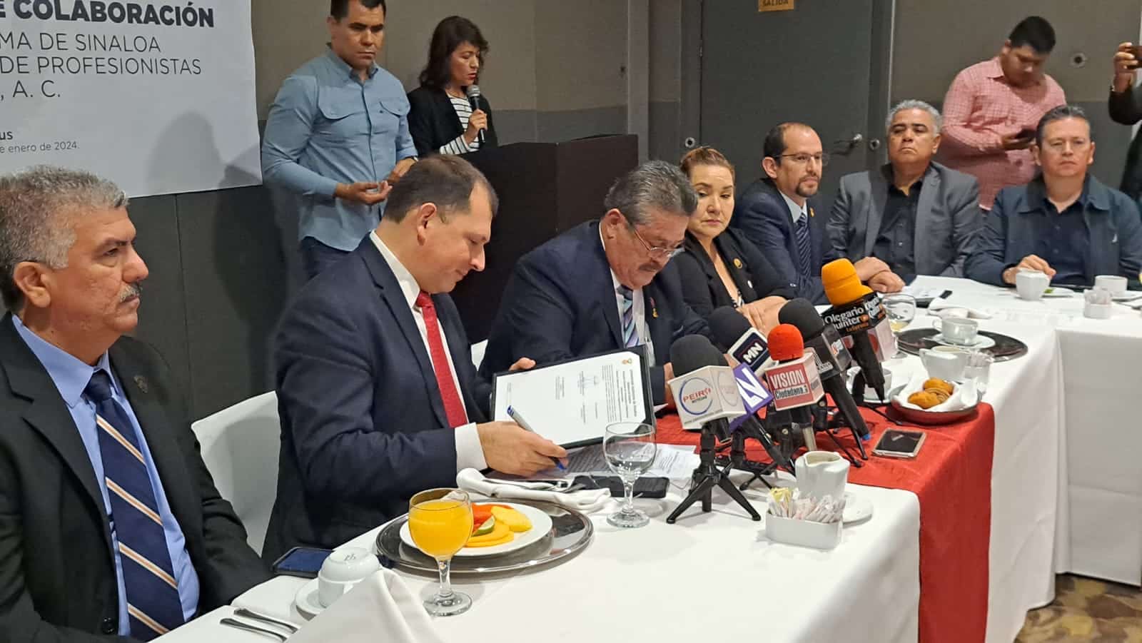 Firma de convenio
