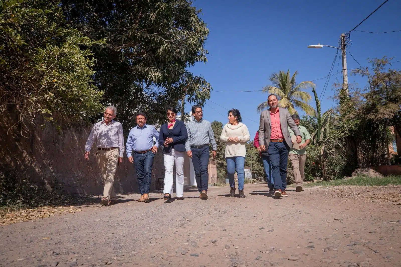 el presidente municipal anunció una segunda etapa de pavimentación de 290 metros del Callejón del Rastro