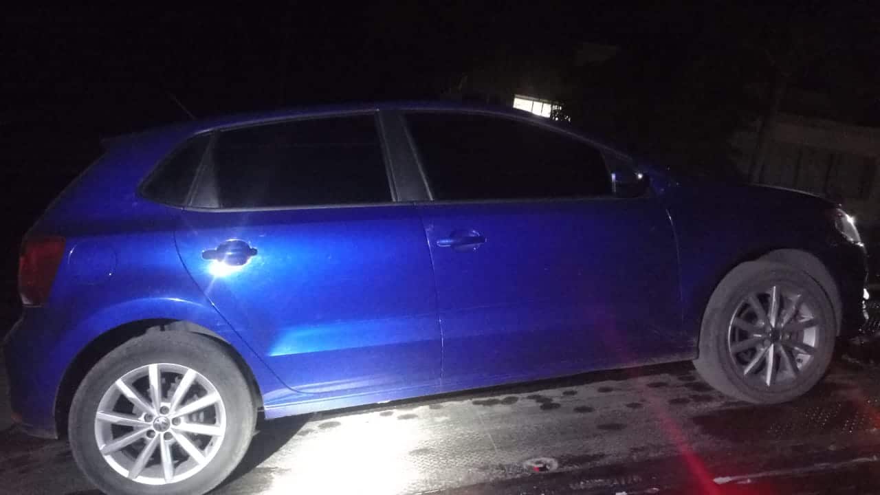 Carro Volkswagen detenido en Culiacán