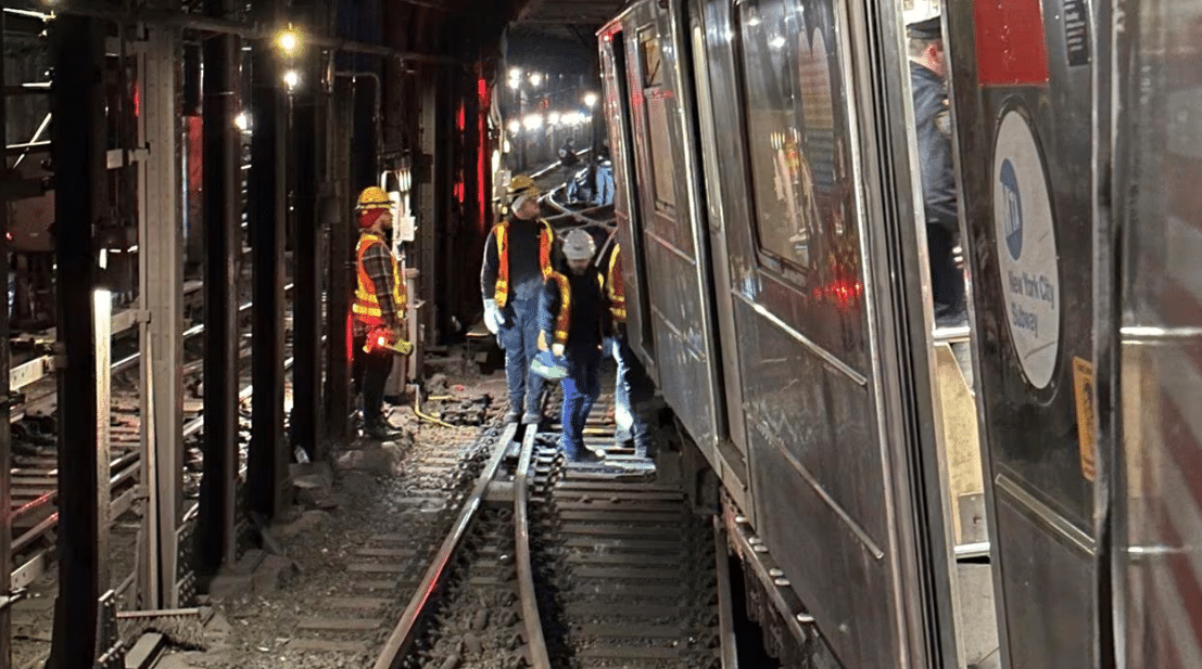Choque de trenes deja 24 heridos en Nueva York
