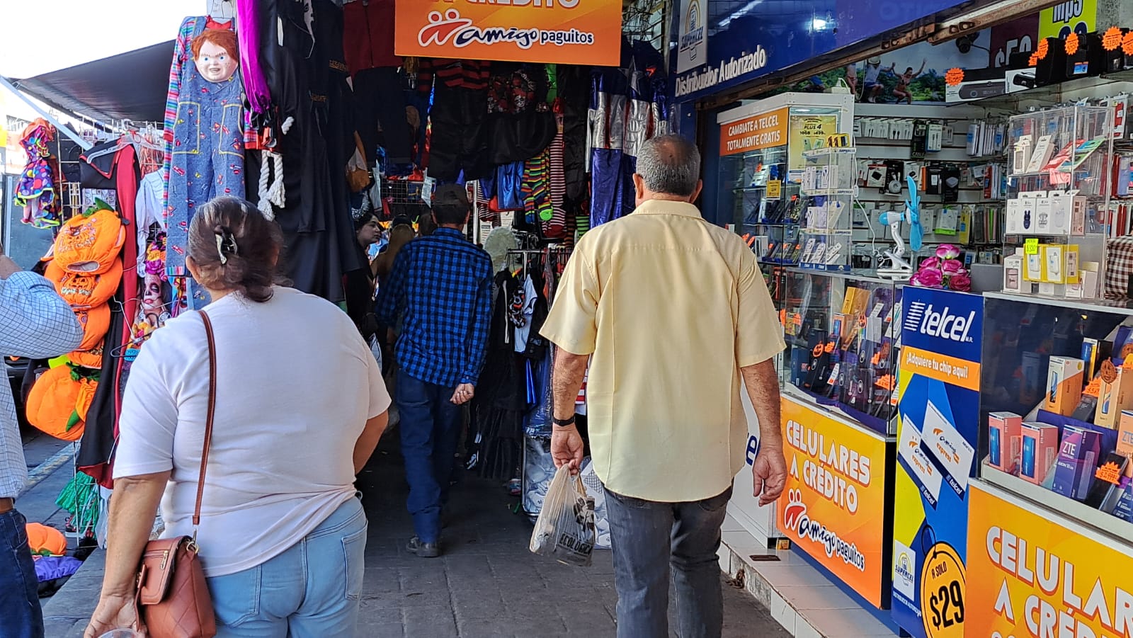 Puestos de comerciantes.