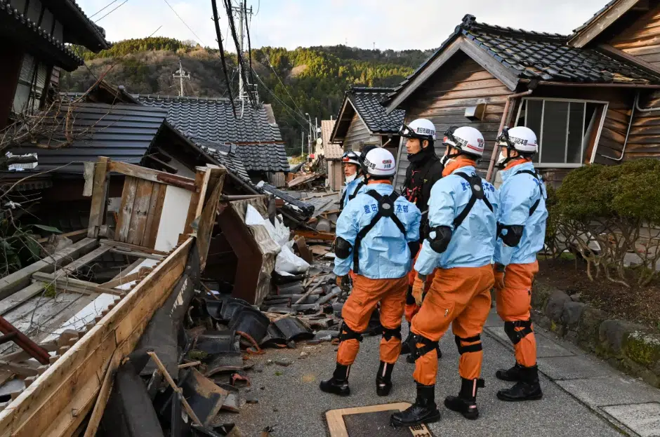 Sube a más de 300 el número de desaparecidos por terremoto en Japón