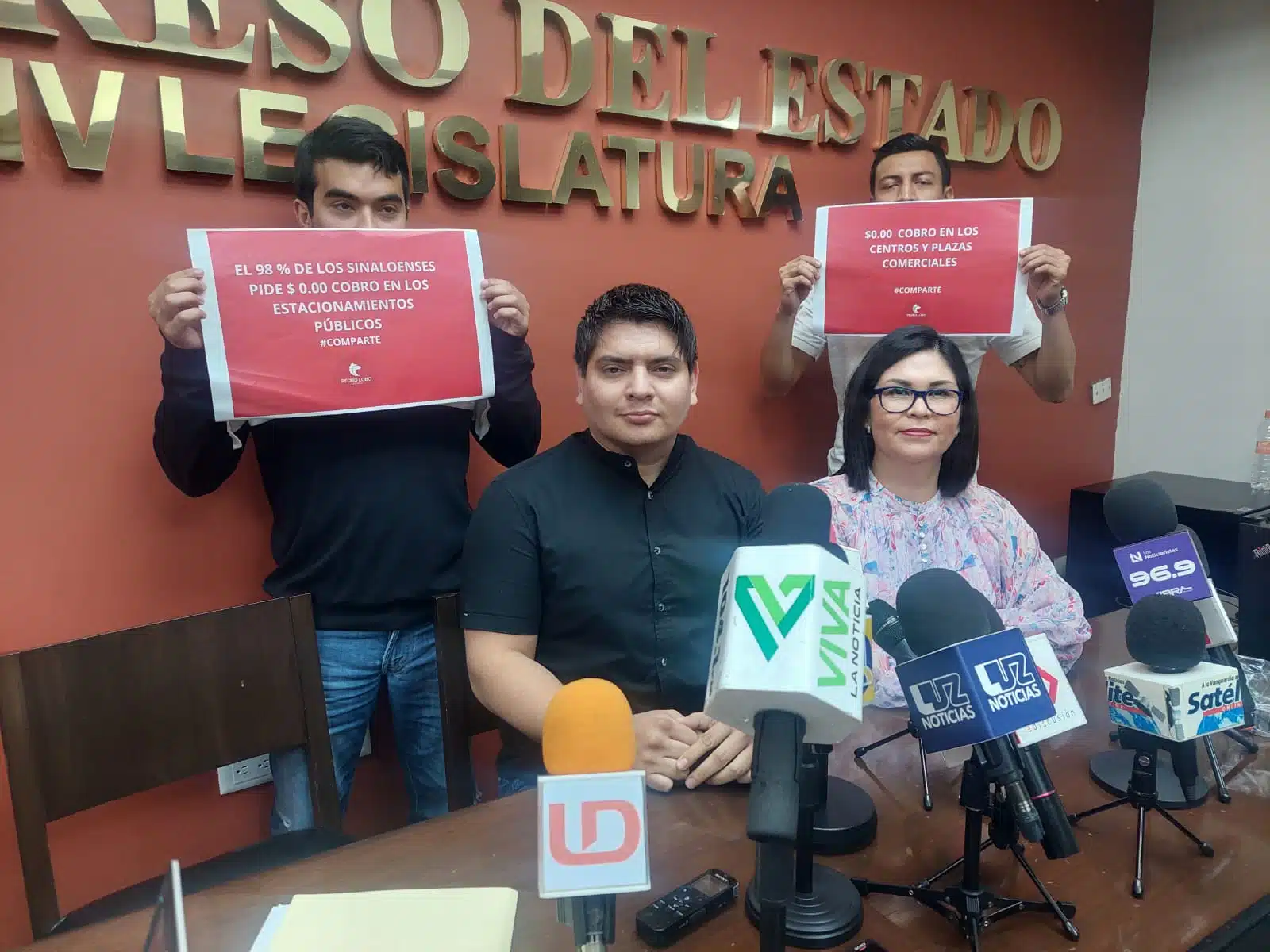Diputados de Morena presentan iniciativa para crear Ley de Estacionamientos de Sinaloa