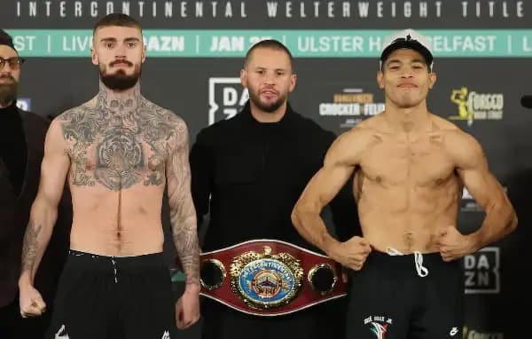 El irlandés Lewis Crocker y el mochitense José Félix Jr. en el pesaje
