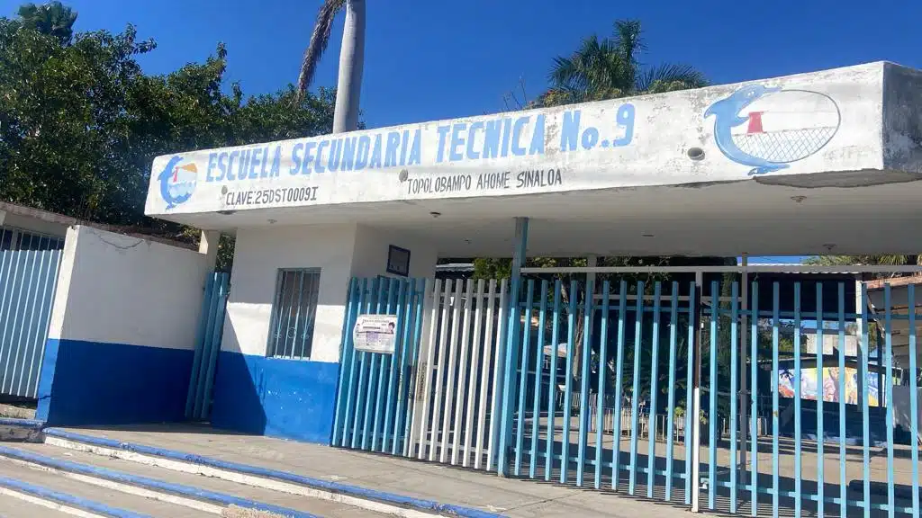Escuela Secundaria Técnica -EST- número 9 del puerto de Topolobampo
