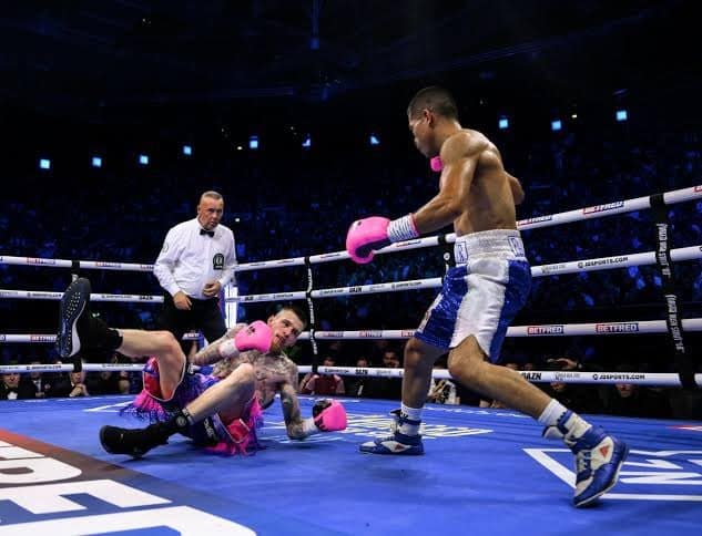 Pelea de Félix Jr y Cully en Irlanda