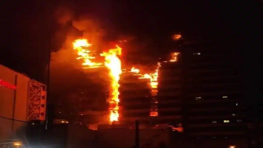 Fuerte incendio en un hospital de Teherán; no se reportan víctimas
