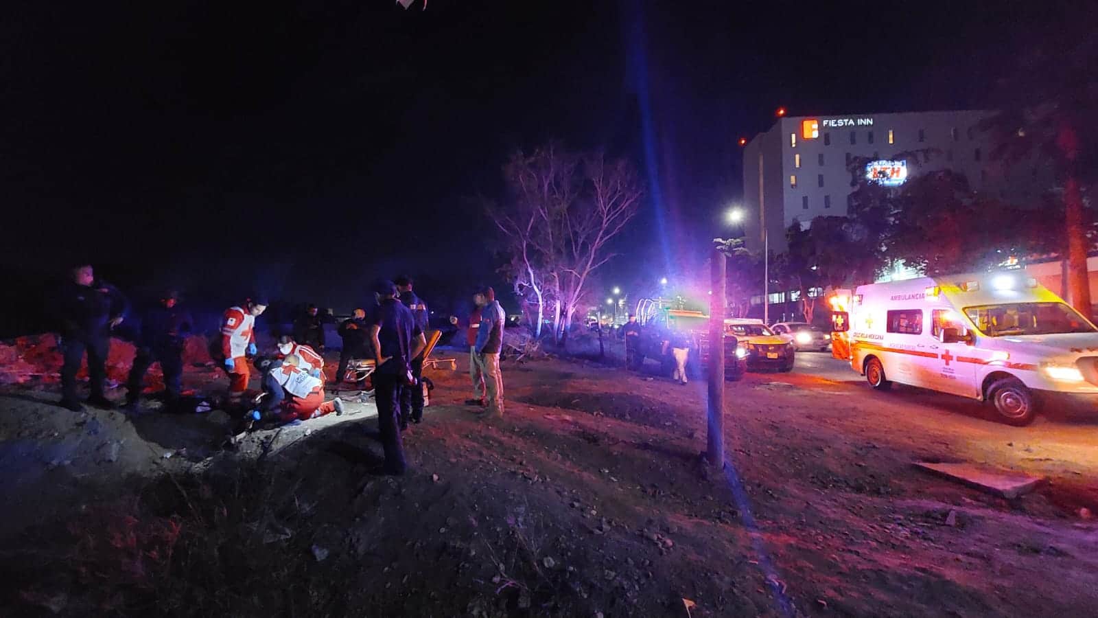 El adulto fue rescatado por los cuerpos de seguridad.