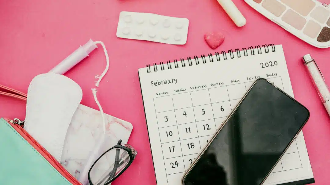 Toallas sanitarias y calendario por menstruación