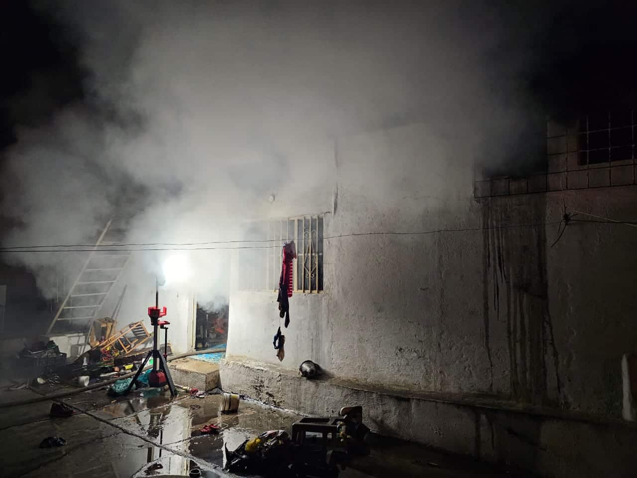 Casa incendiada en Mazatlán