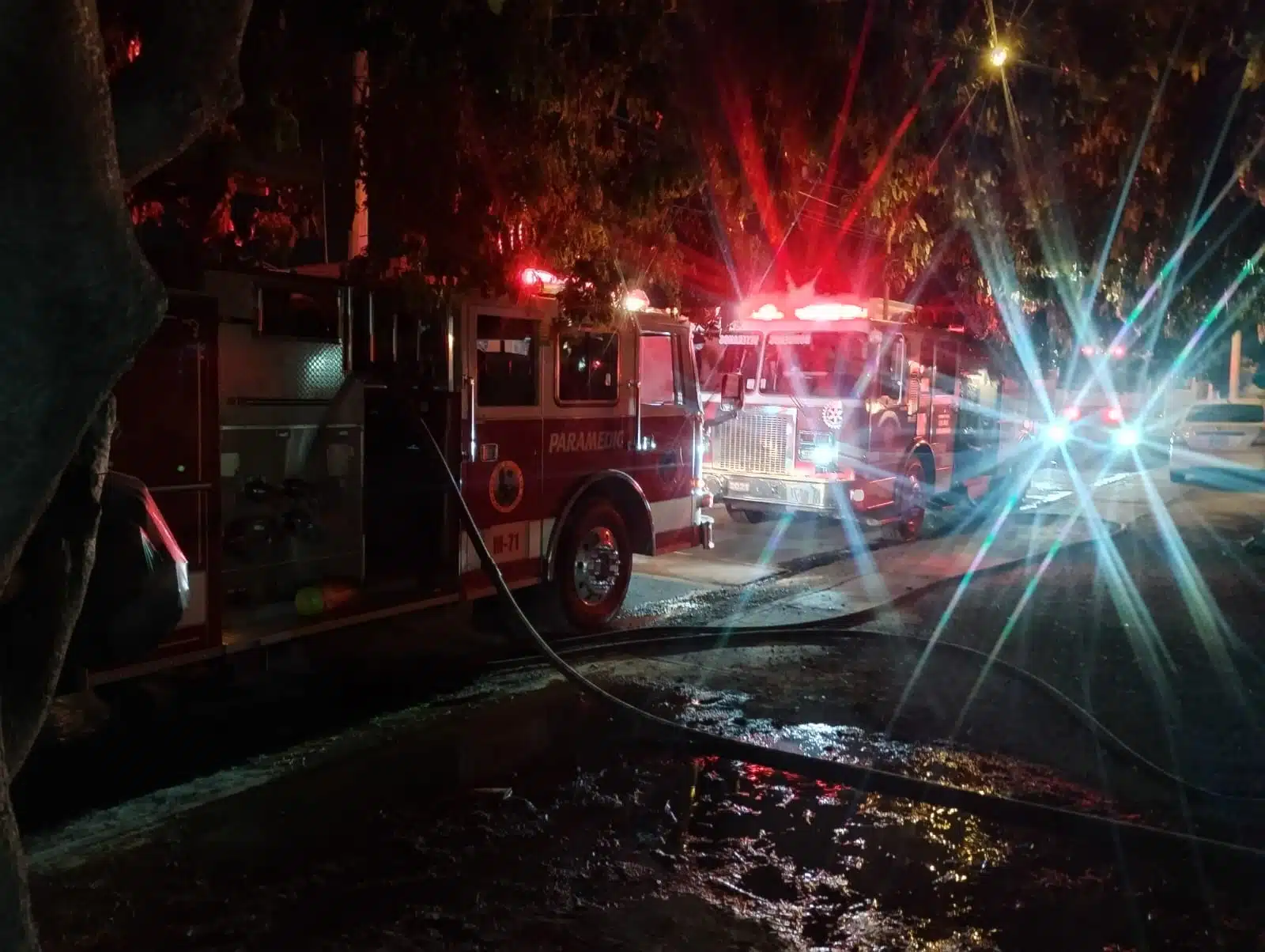 El incendio ocurrió en una vivienda en Infonavit Playas, en Mazatlán.