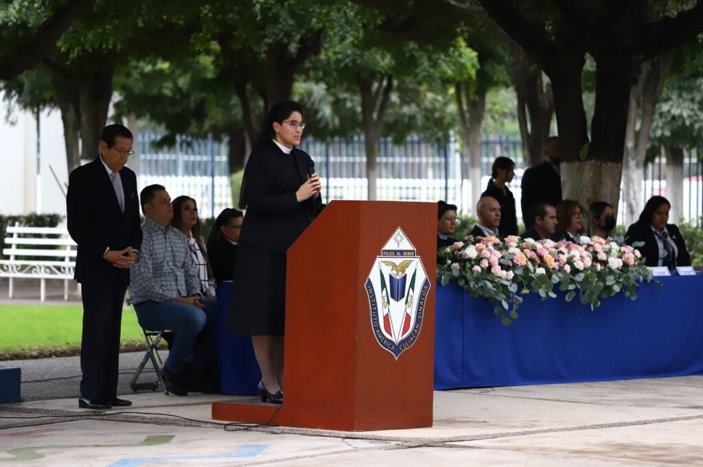 Ceremonia de acreditación del Instituto América