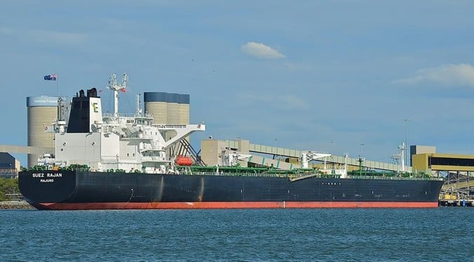 Irán incauta petrolero de EU en el mar de Omán, tras robo de crudo iraní