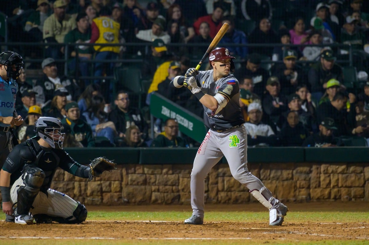 Joey Meneses dio jonrón en el primer juegos de los play-offs 2024 de la LMP