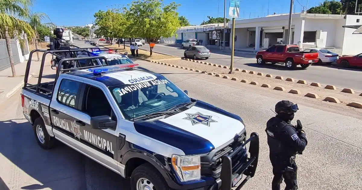 Policías estatales llegaron al lugar donde ocurrieron los hechos.