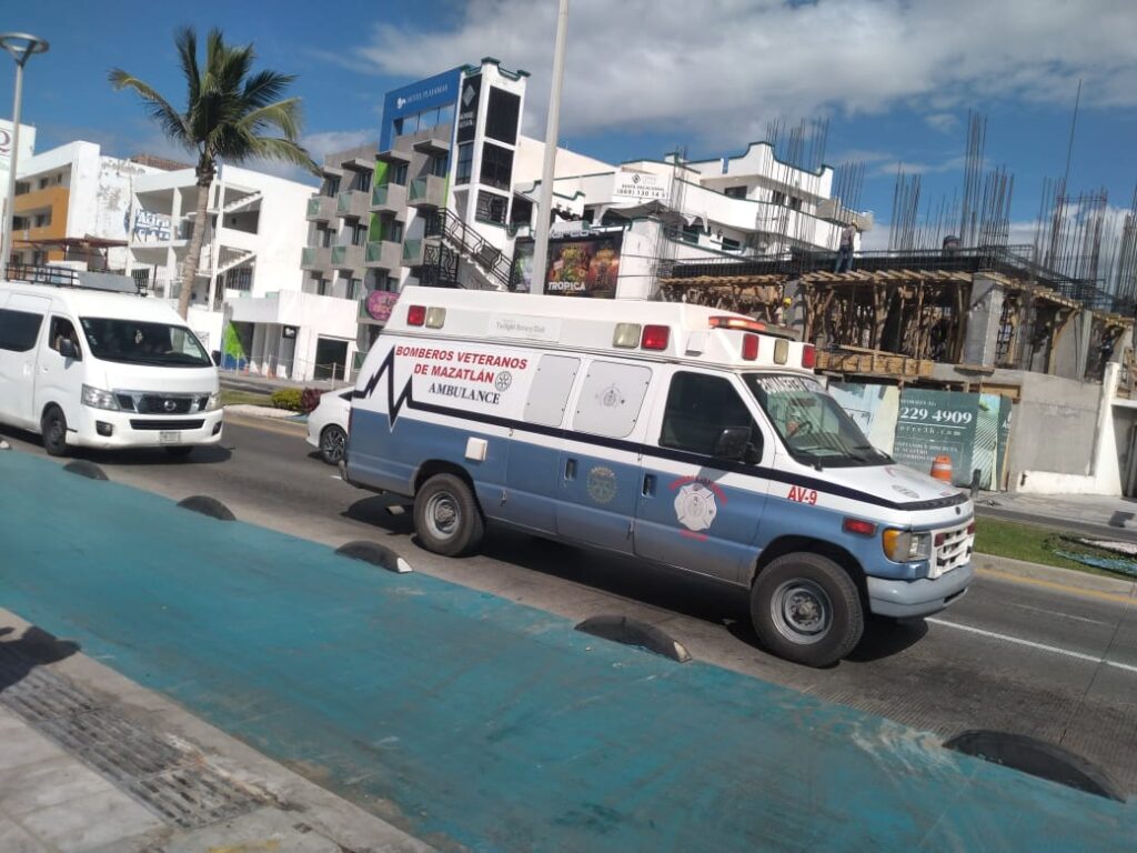 Ambulancia de Bomberos Veteranos Mazatlán