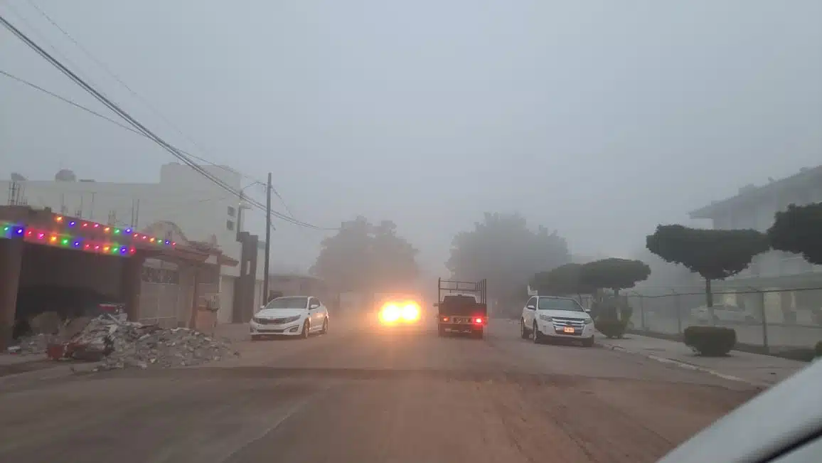 Niebla en la ciudad de Guasave