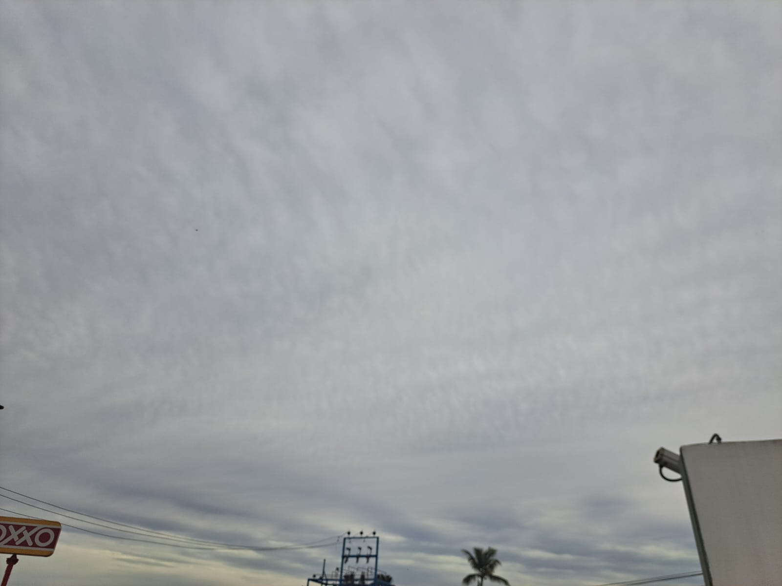 Nubes en el cielo de Los Mochis