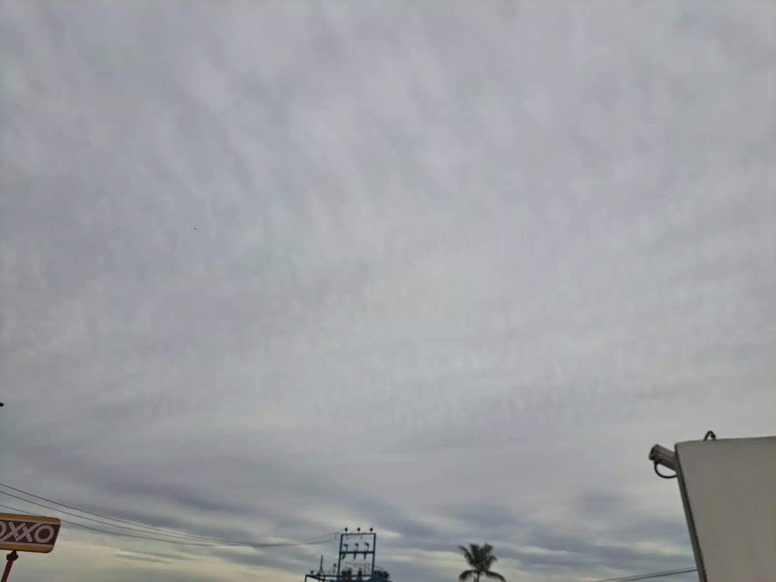 Nubes en el cielo de Los Mochis