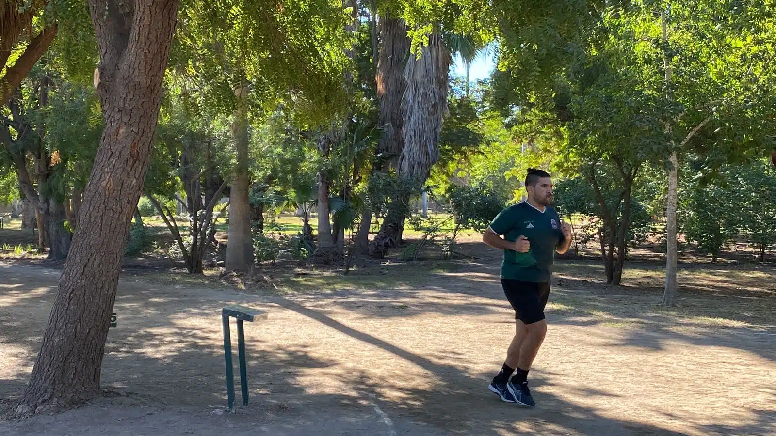 persona corriendo en Parque Sinaloa