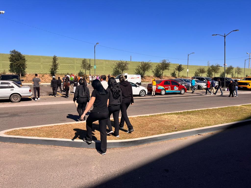 Protección Civil en el primer simulacro en plaza Explanada
