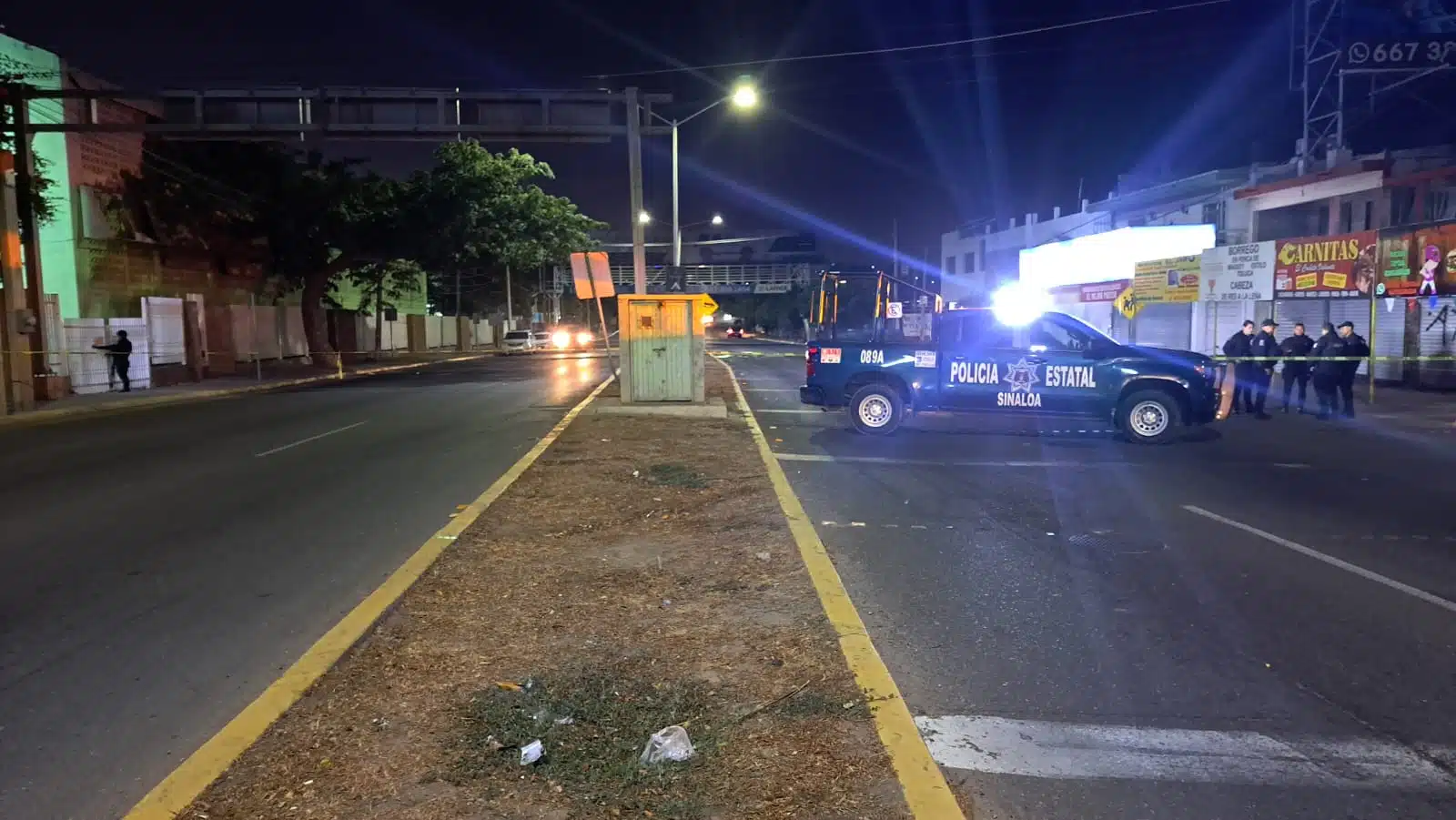 Policías Estatales en el lugar donde Sergio Mario termina lesionado por un balazo en Culiacán