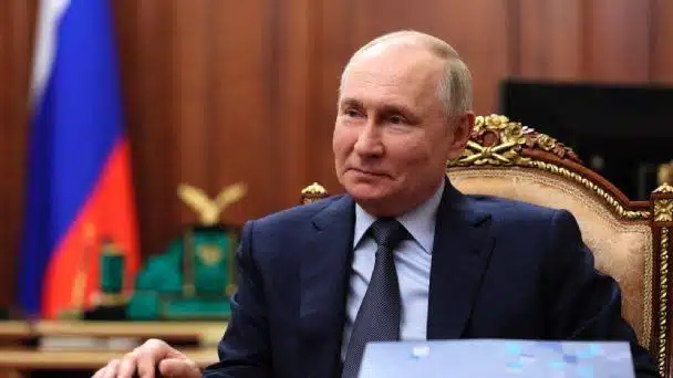 Putin se registra para elecciones presidenciales; va por el quinto periodo