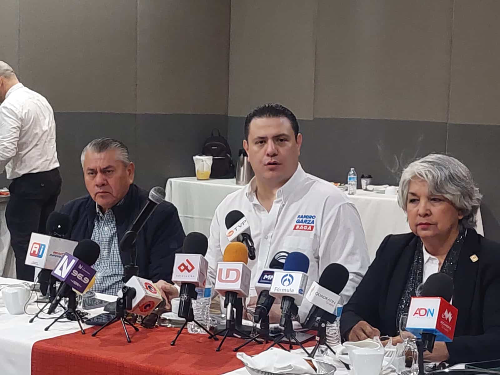Rueda de prensa de Ramiro Garza Bayliss
