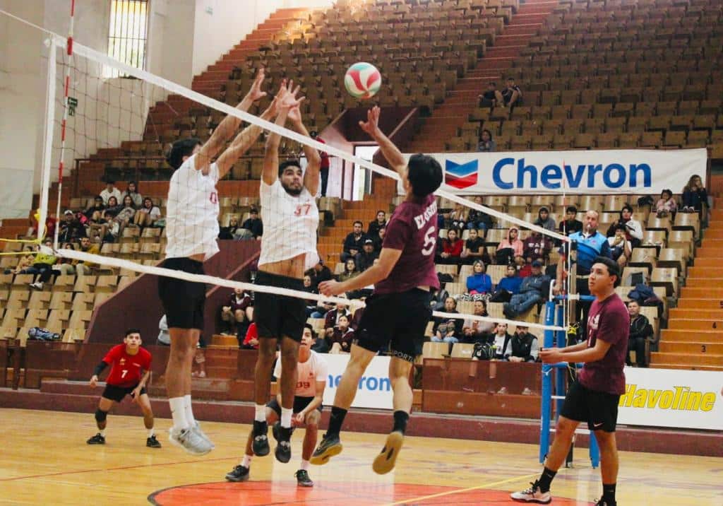 Selección varonil de Ahome en Voleibol de Sala en el auditorio Benito Juárez García