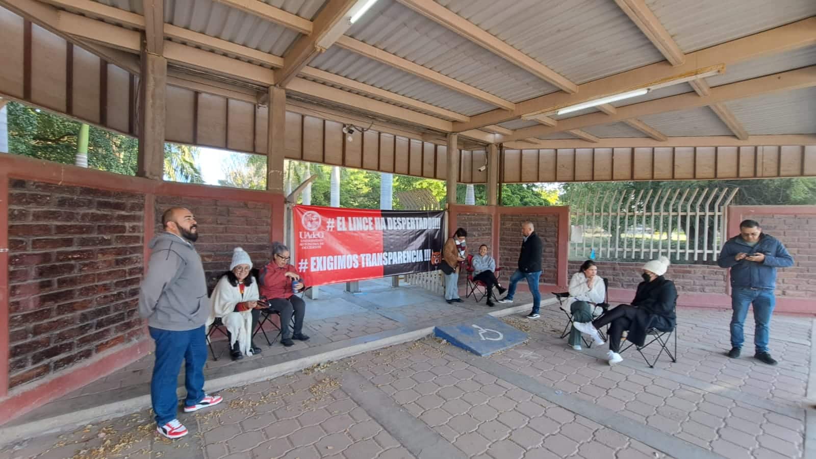 Integrantes de Sutaauao en la UAdeO en Guasave