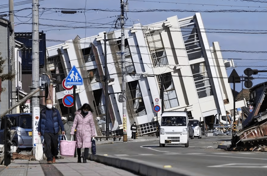 Sube 94 el número de muertos por terremoto en Japón