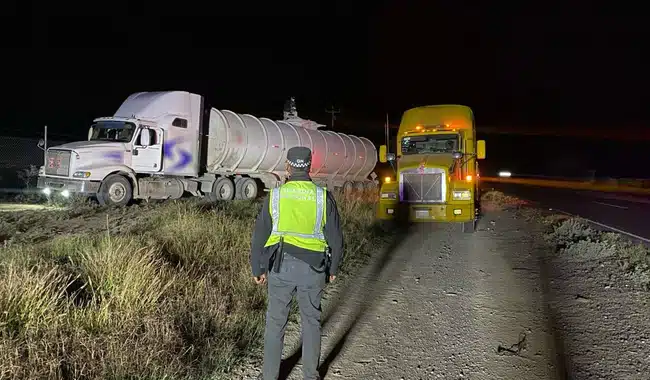 Tractocamión con huachicol