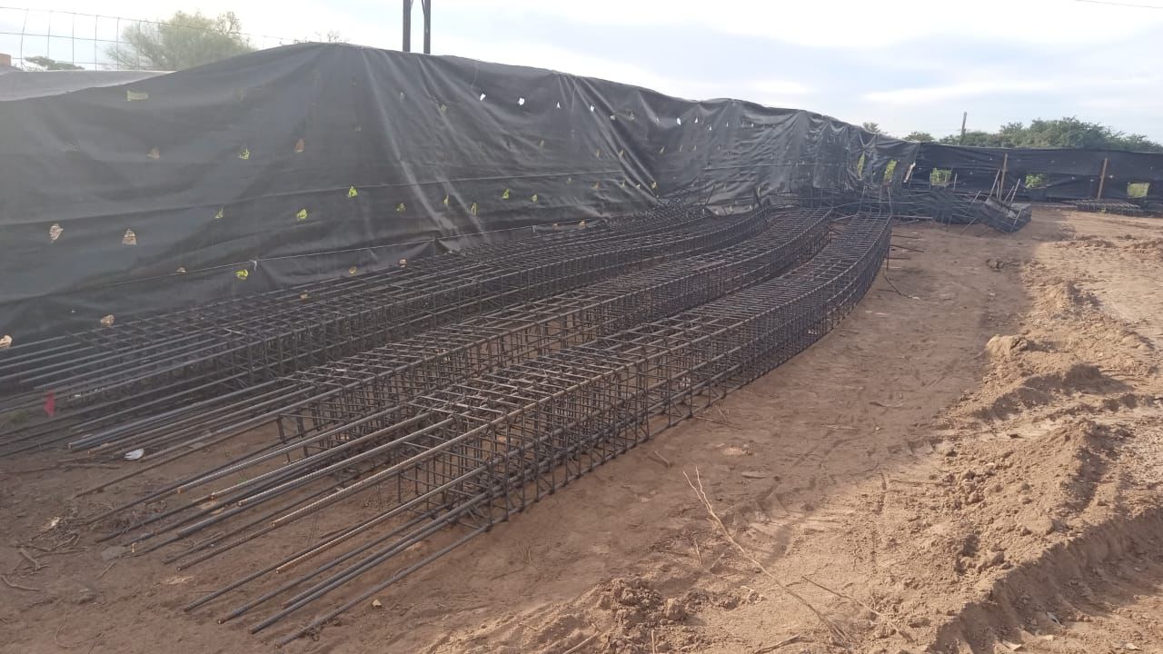 Terreno en el que están haciendo trazos de cimentación en Guasave