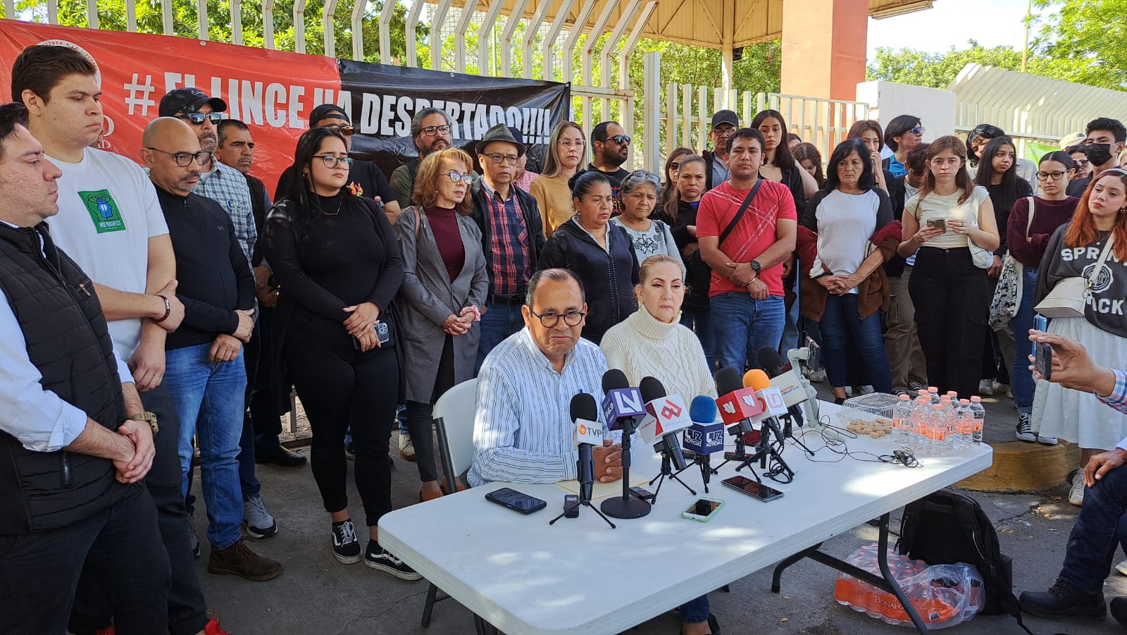 Mesa de plantón en la UAdeO de Culiacán