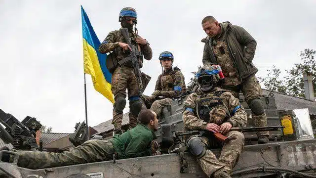 Ucrania va contra quienes evaden sumarse al Ejército