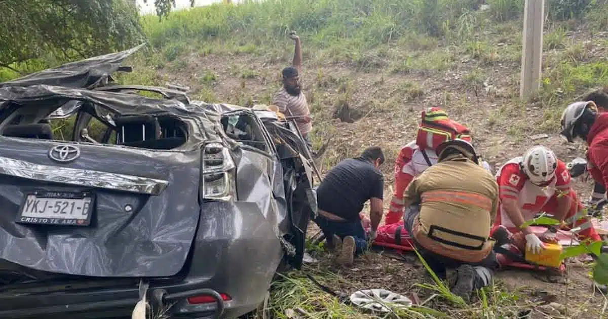 Volcadura en Tamaulipas deja un muerto y varios heridos