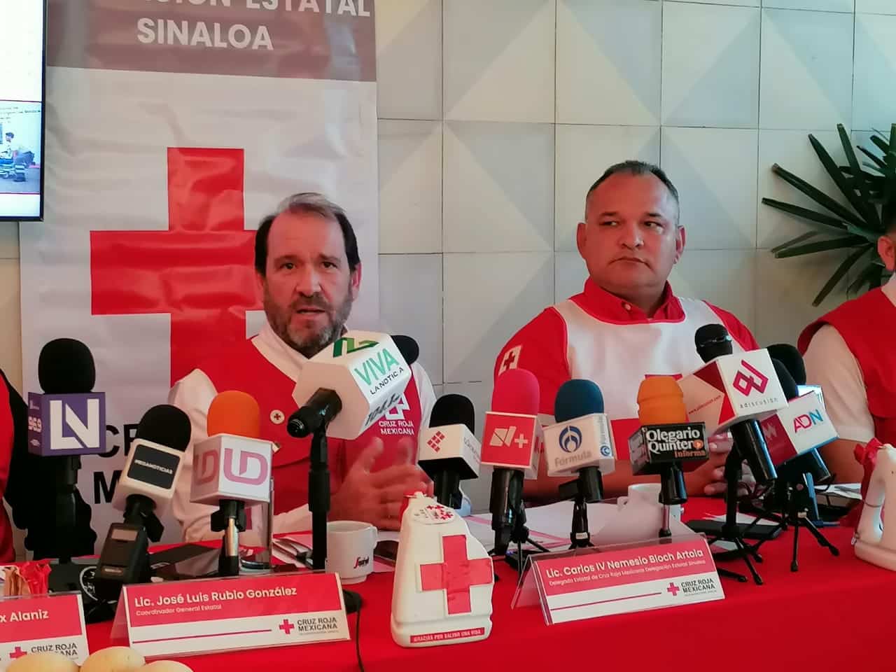 Autoridades de Cruz Roja